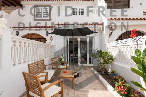 Ideal Getaway 2br Chalet - Private Terrace