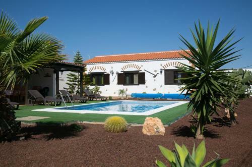 Villa Mary