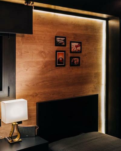 Level 11 Apartment