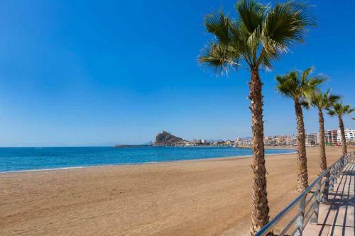 Apartamento Primera Linea de Playa Con Vistas Al Mar