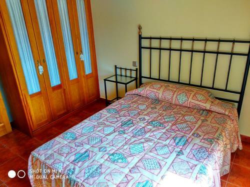 Casa Amplia Con Jard�n Y Aparcamiento G-100147
