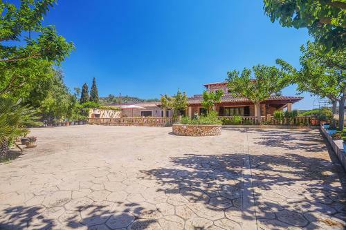 Villa Can Domingo, Alar�