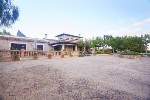Villa Can Domingo, Alar�