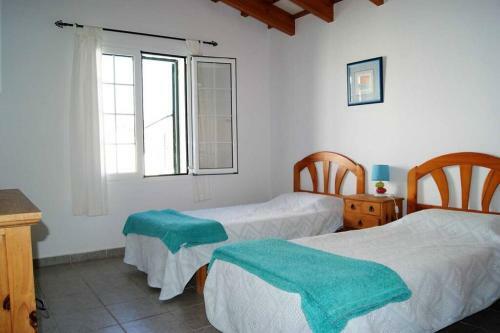 Villa With Private Pool, Spacious Garden & Bbq