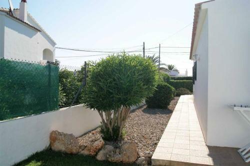 Villa With Private Pool, Spacious Garden & Bbq
