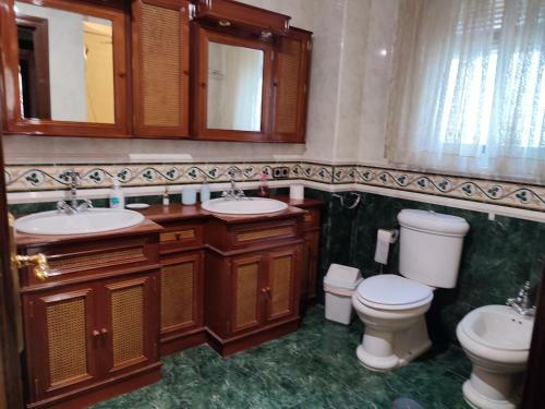 Apartamento Duplex Grande Con Dos Grajes