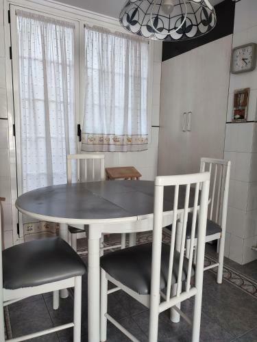 Apartamento Duplex Grande Con Dos Grajes