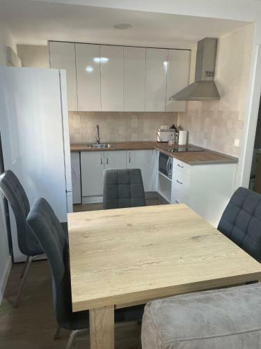 Apartamento Urbanlux Recinto Ferial
