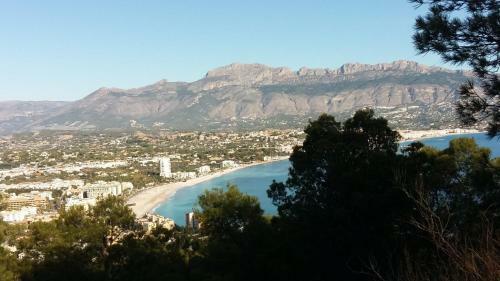 Bright Sunny Albir Beach Apartment