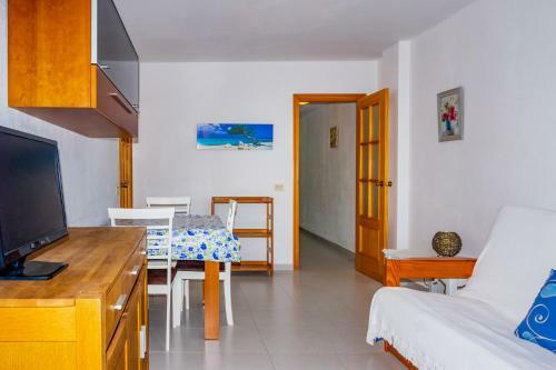 Apartamento 10 Calle Col�n 211
