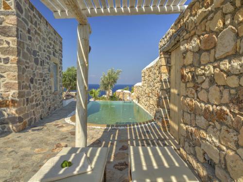 Traditional Houses Irini