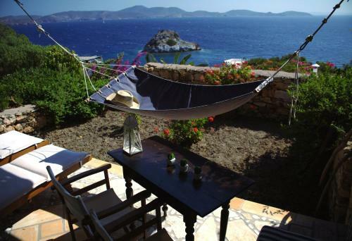 Traditional Houses Irini