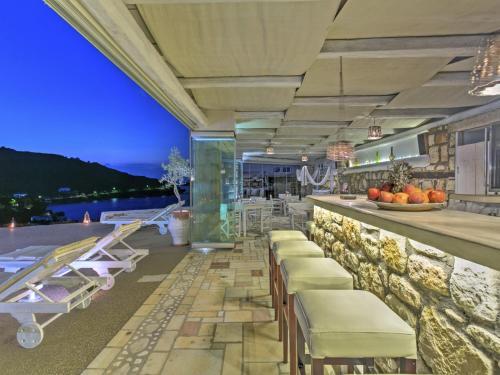 Traditional Houses Irini