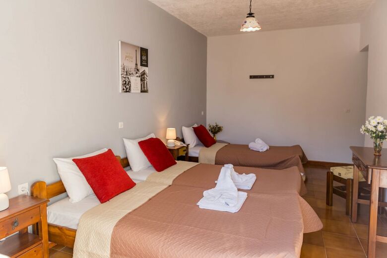 Hotel Tsambika Sun