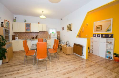 Apartment Lena