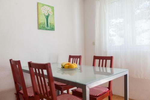 Apartments Meri Makarska