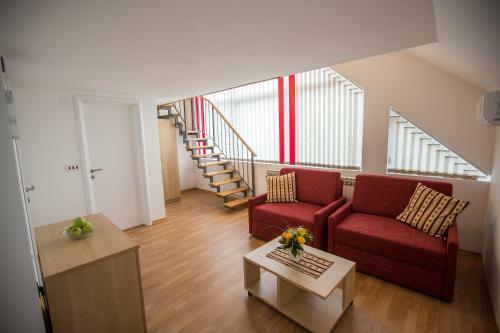 Hostal Apartments And Rooms Millennium