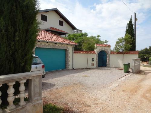 Holiday Home 1