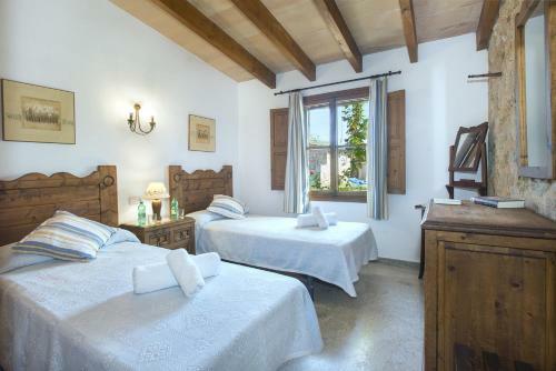 Owl Booking Villa Rocases - Rustic Stay