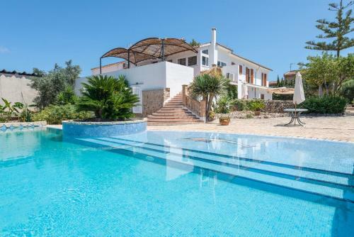 Villa Carello, Para 12pax Con Piscina Privada