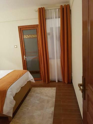 Lovely Two Bedroomed Apartment With A Tranquil Feel And View