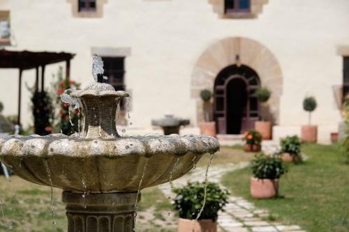 Masia Del Siglo XIV Cerca de Barcelona