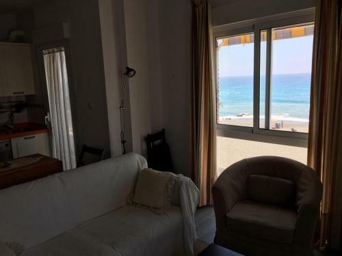 First Line Beach Apartment
