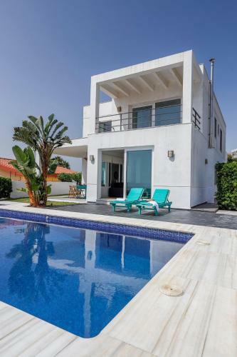 Villa C�diz Punta Carnero 1