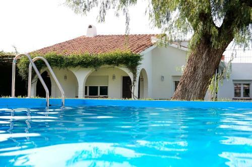 La Casa Del Campo De Mis Rapaci�os