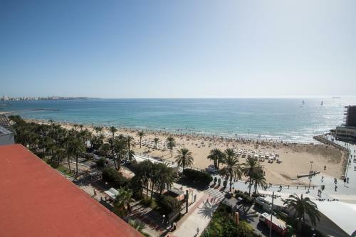 Alicante Central And Beach Side Apartment