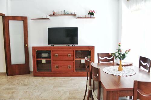 Apartment A Stone's Throw From Santa Barbara