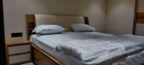 Stay10 Studio Apartments
