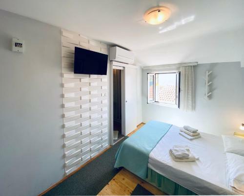 Apartamentos Komiza Provita Guesthouse
