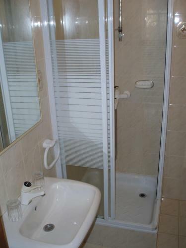 Hostal Apartments And Rooms Irena