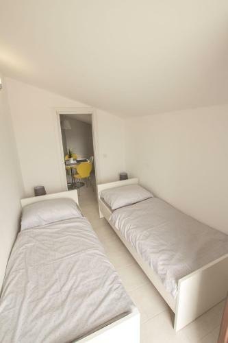Hostal Apartments And Rooms Irena