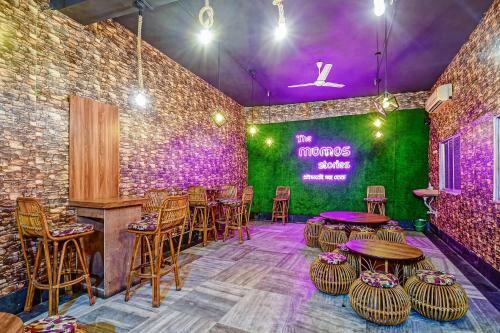 Oyo Flagship 85433 Hotel Oasis