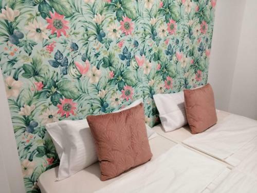 Hostal Rooms In Alicante!