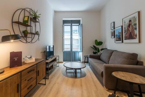 Balmis Plaza Apartments