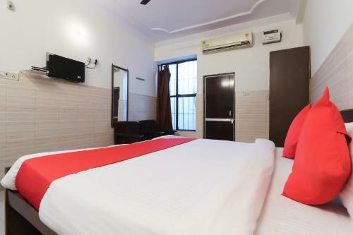 Oyo 62288 Hotel Sapna