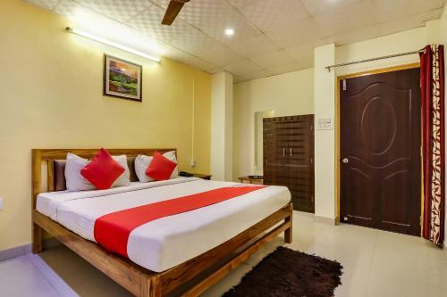 Collection O 70887 Hotel Moonlight