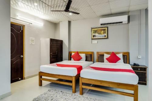 Collection O 70887 Hotel Moonlight