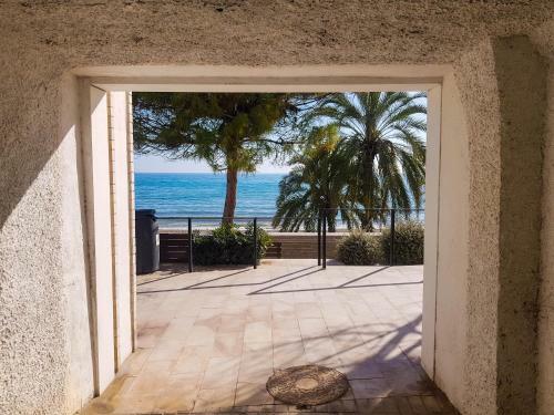 Apartamento Loft Primera Linea, Playa De La Albufereta