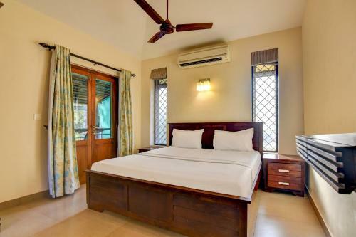 Hotel Oyo 85974 Kings Suits