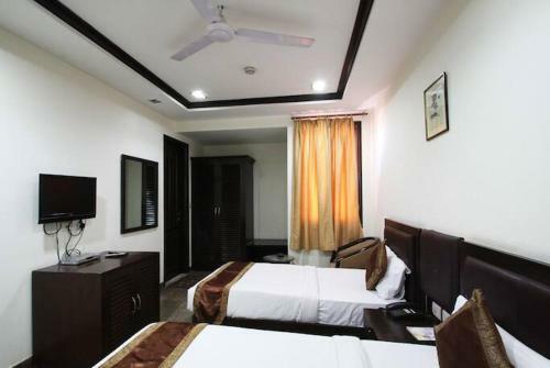 Hotel Veer Palace