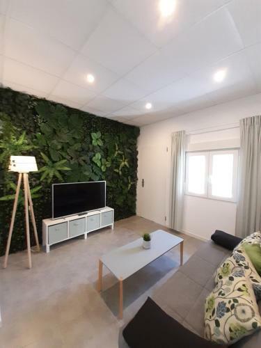 Tropical Garden Apartment