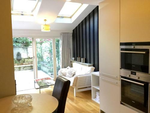 Apartamento Metro Residence Victoria