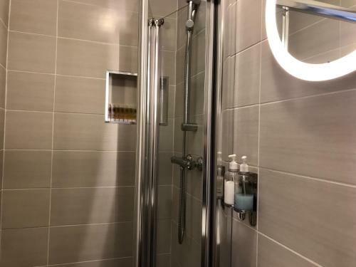 Apartamento Metro Residence Victoria