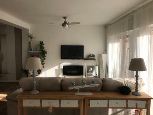 Nuevo Y Moderno Apartamento