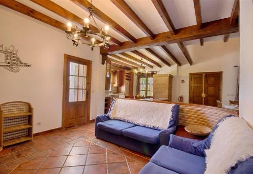 Casa Tita In�s With Swimming Pool