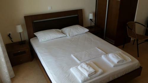Akti Zaga Apartments